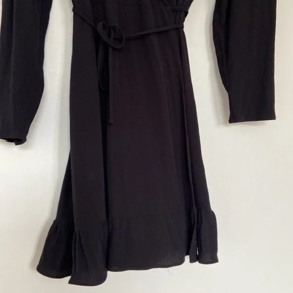 Aritzia Sunday Best Marion black wrap dress - Picture 4 of 11